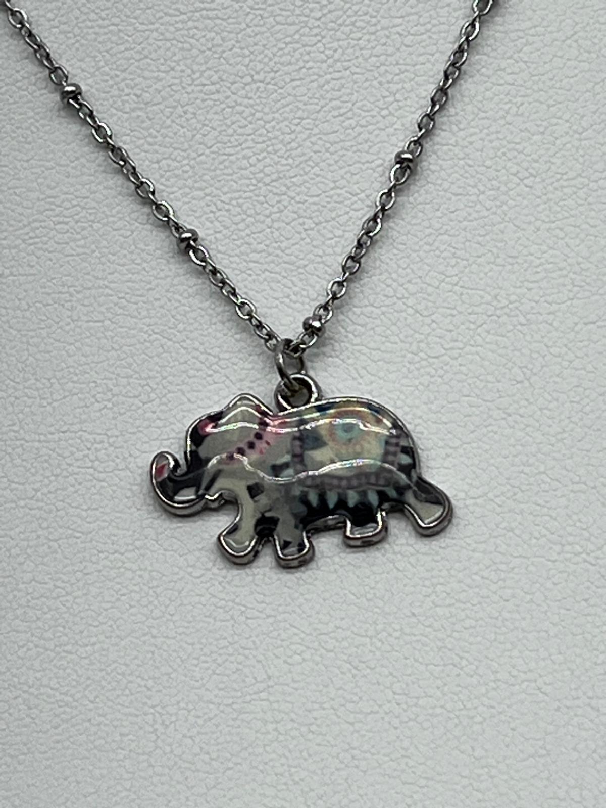 Elephant Crustal Necklace (Stainless Steel)